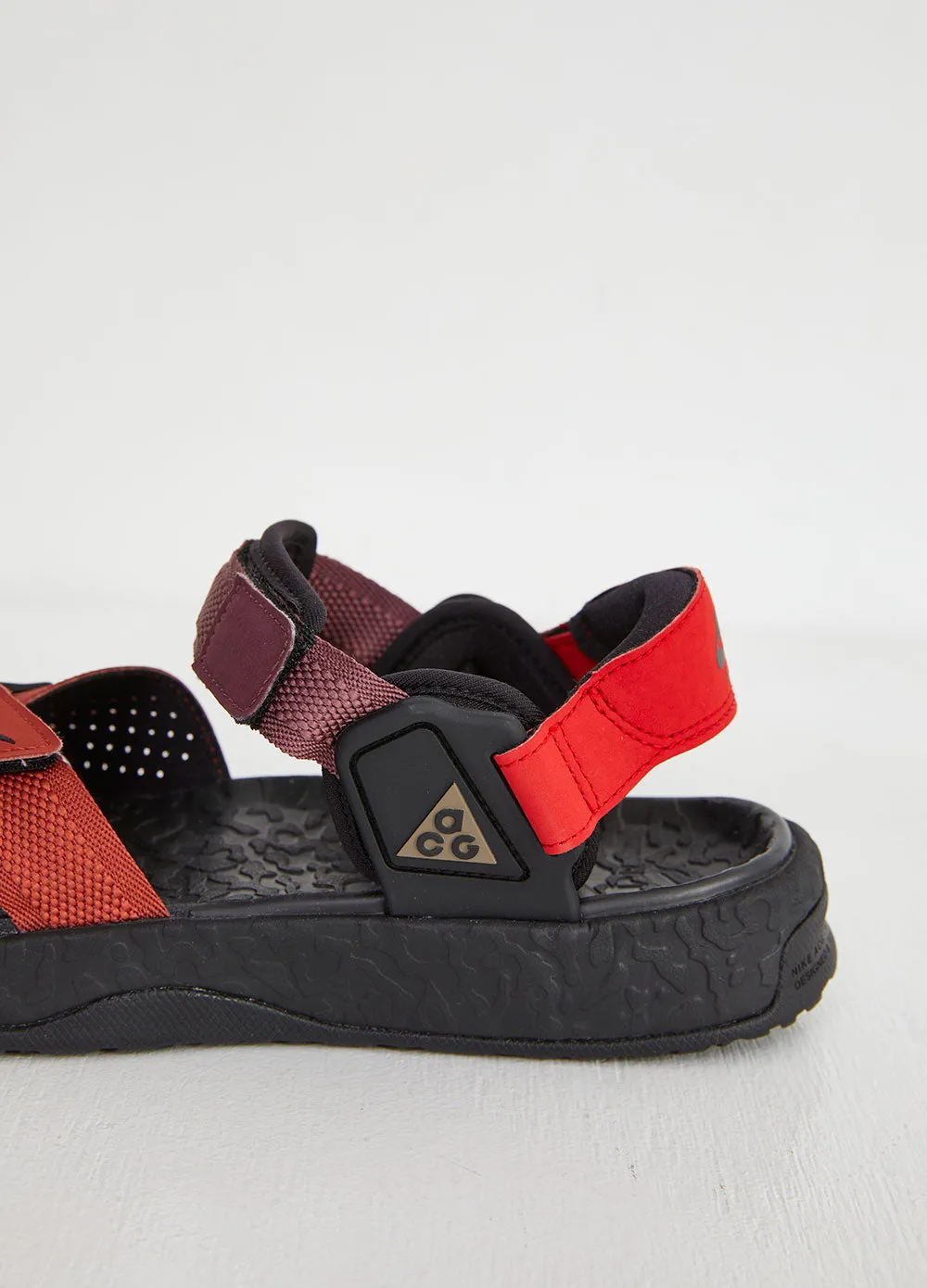 ACG Air Deschutz Sandals