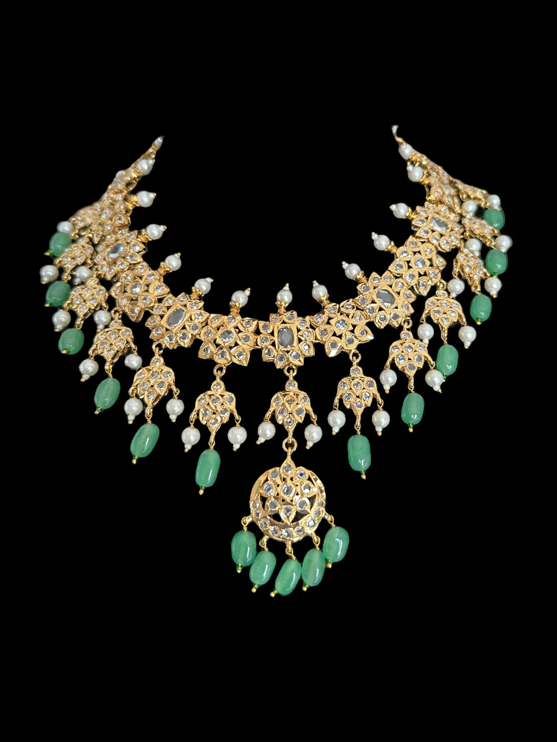 DNS122 necklace set in light green beads ( READY TO SHIP )