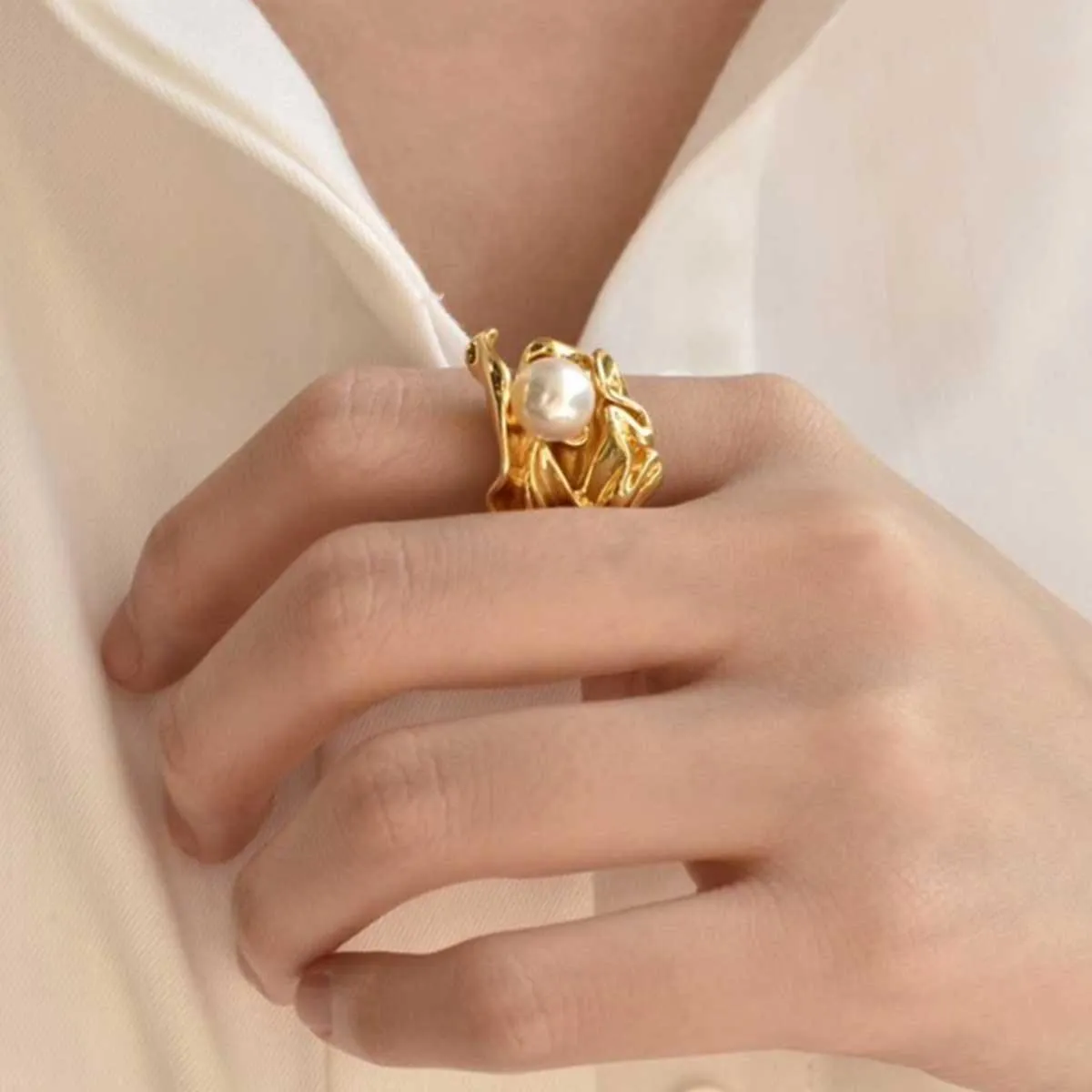 Gold plated Vintage Pearl Ring