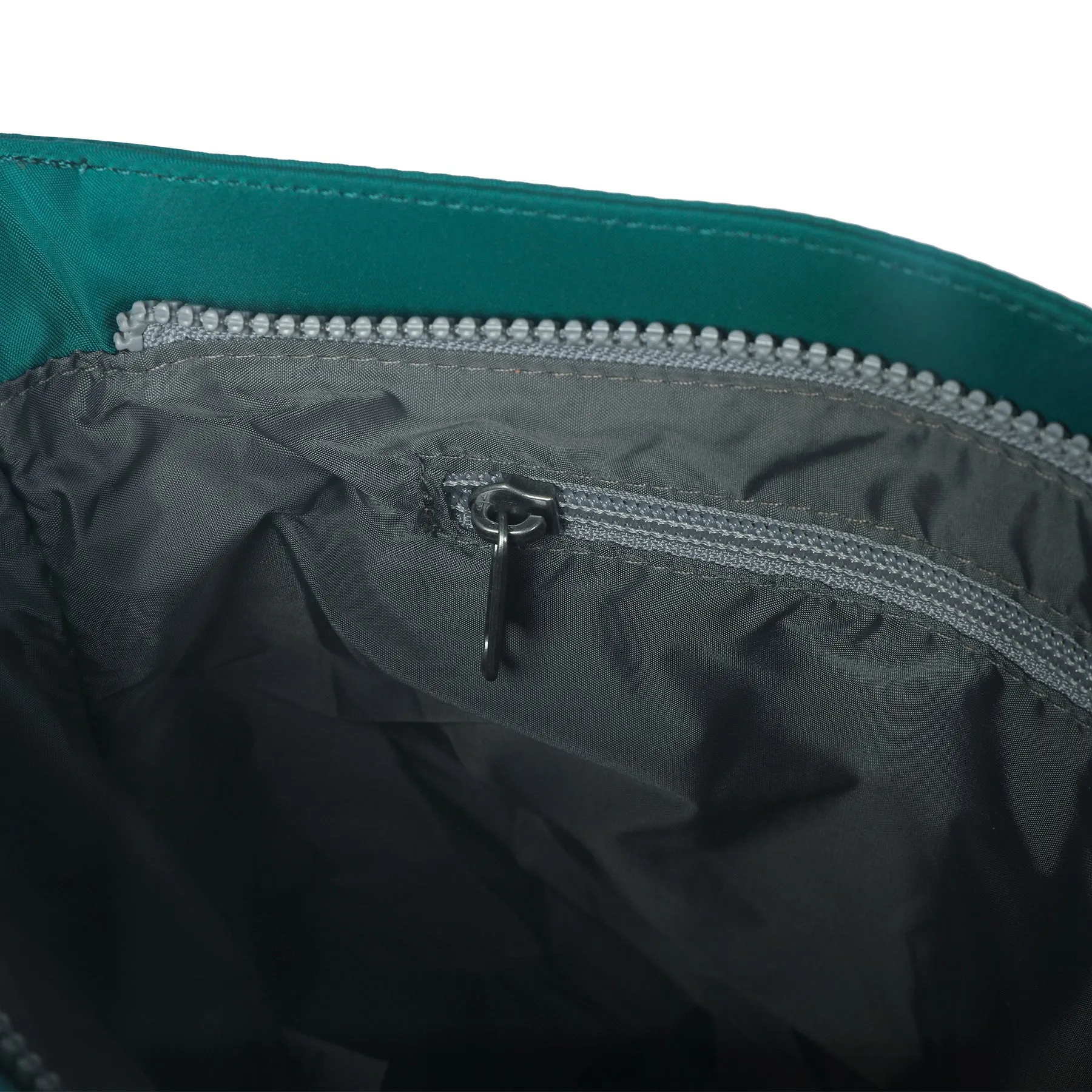 Kennington B Medium Recycled Nylon Bag - Teal