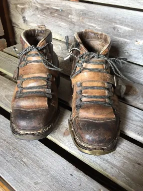 Two-tone Leather Ski Boots - Vintage