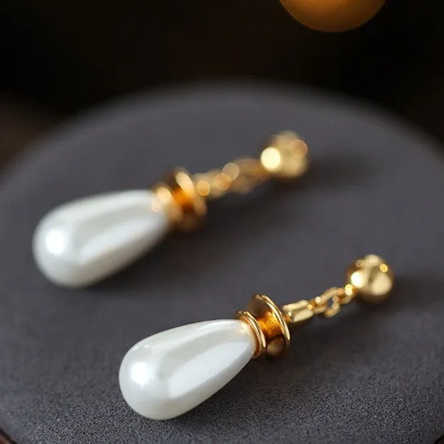 Vintage Waterdrop Pearl Earrings