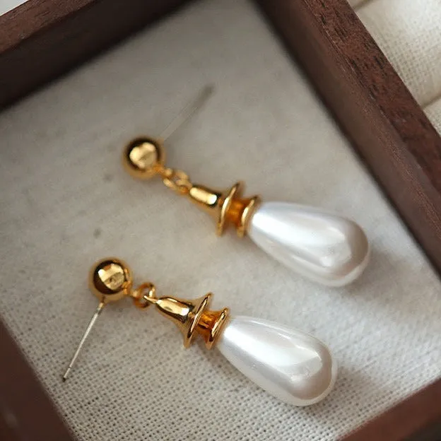 Vintage Waterdrop Pearl Earrings