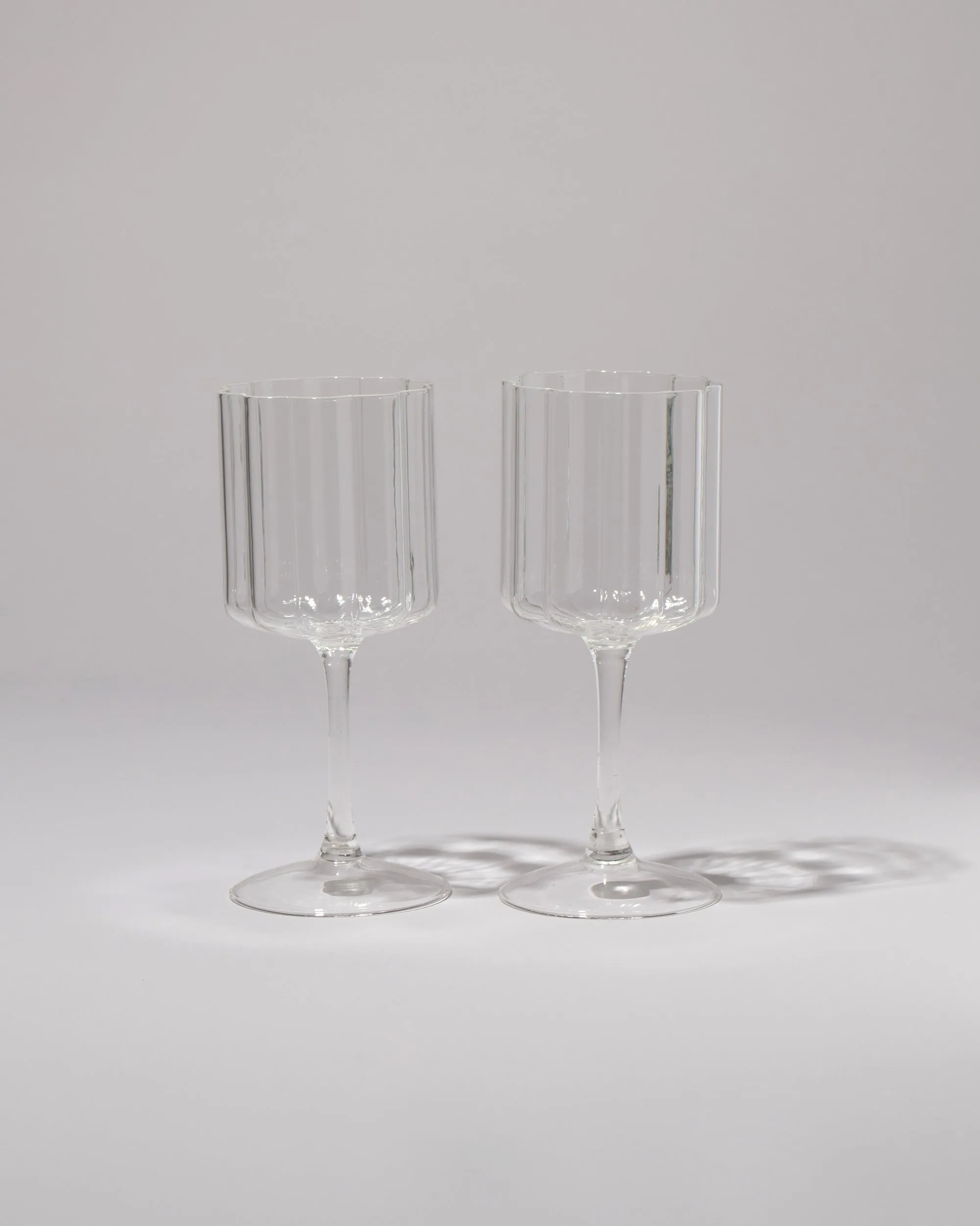 Wave Wine Glass Set