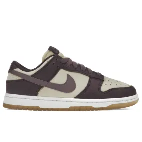 Women's Dunk Low Plum Eclipse - Coconut Milk/Plum/Eclipse-Earth